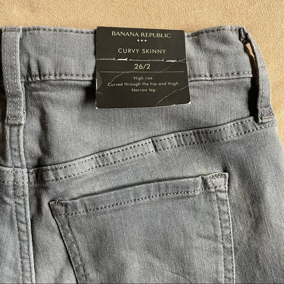 Banana Republic Factory Curvy High-Rise Skinny Jean - Washed Out Gray, Sz 2 / 26 - Picture 9 of 12